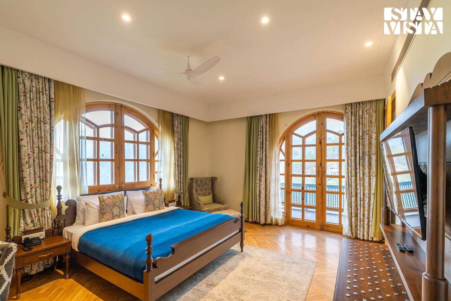 Stayvista At Sylvana Villas With Lawn, Bbq And Jacuzzi Касаули Экстерьер фото