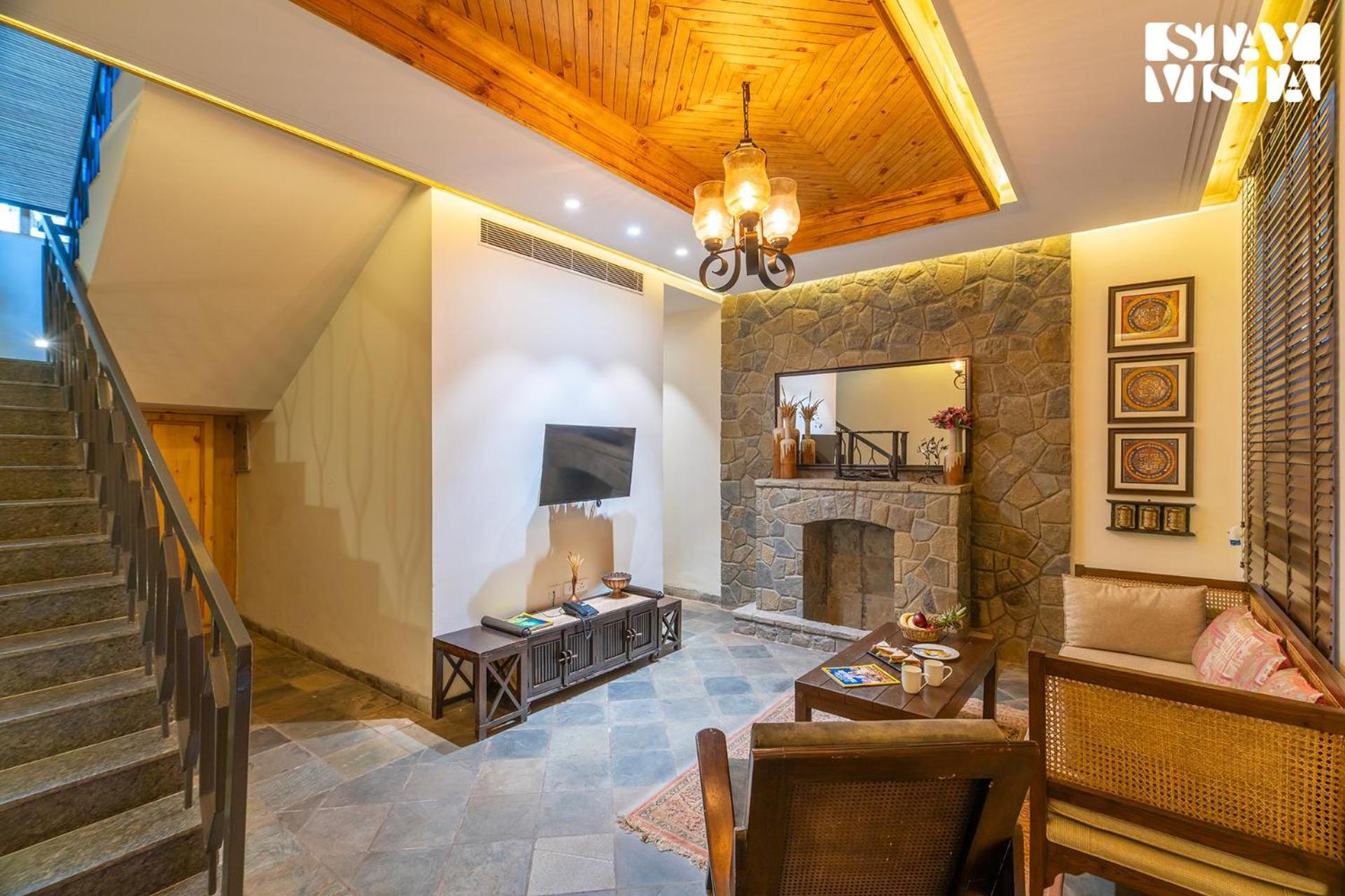 Stayvista At Sylvana Villas With Lawn, Bbq And Jacuzzi Касаули Экстерьер фото